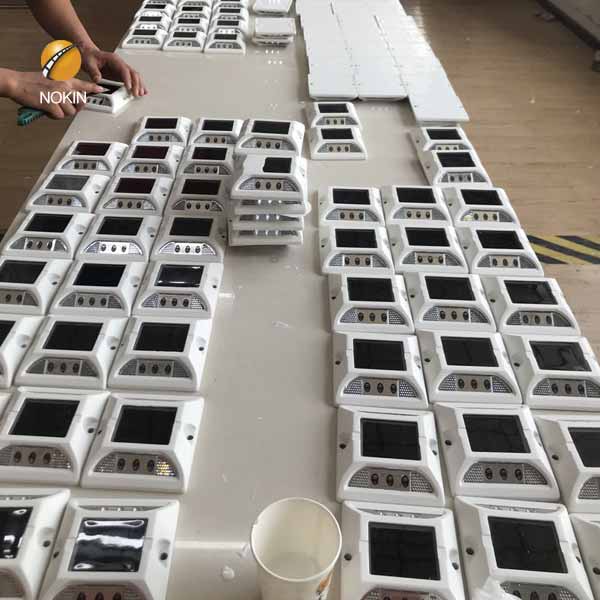 amber solar road stud China price